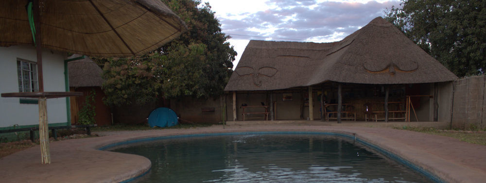 Hotel Zinga Backpackers Livingstone Exterior foto