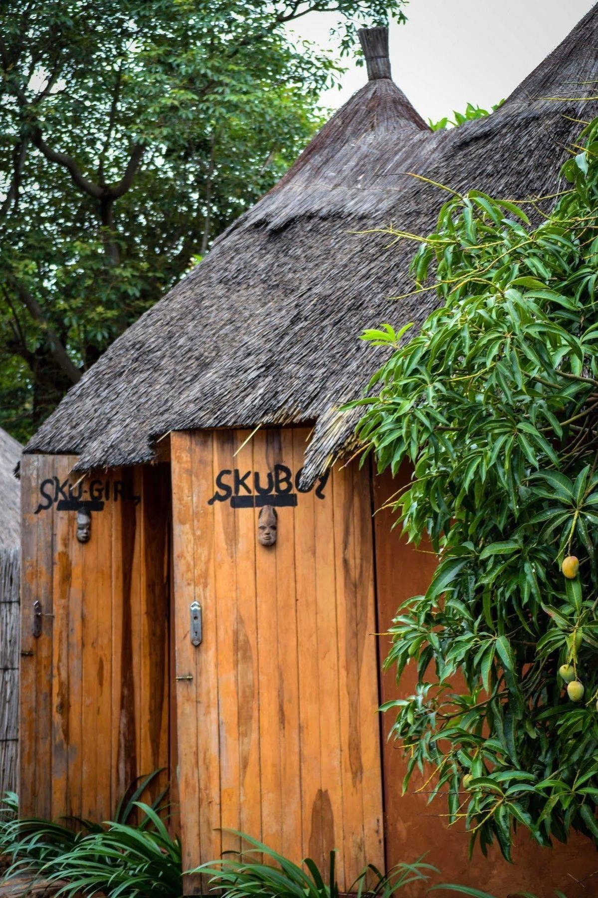 Hotel Zinga Backpackers Livingstone Exterior foto